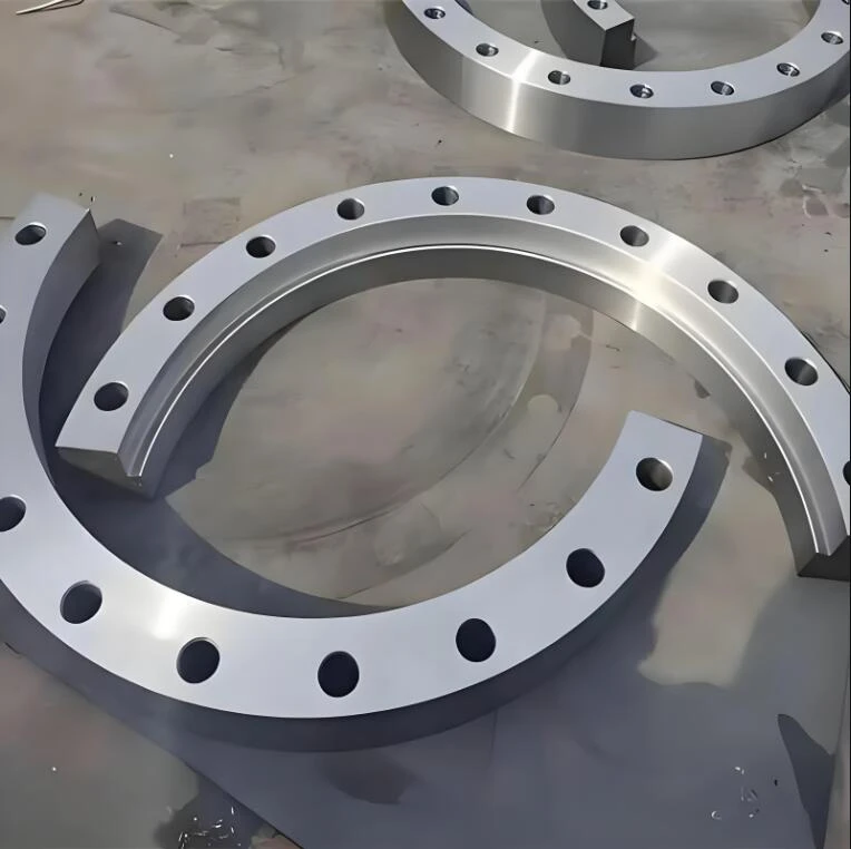 فلنج های جعلی از جنس استنلس استیل
